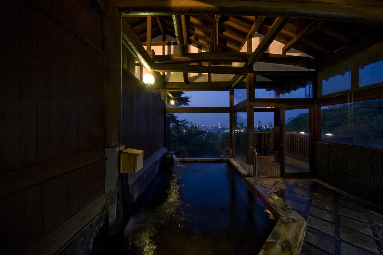Takasaki Kannonyama Onsen Kinzanso Hotel Eksteriør billede