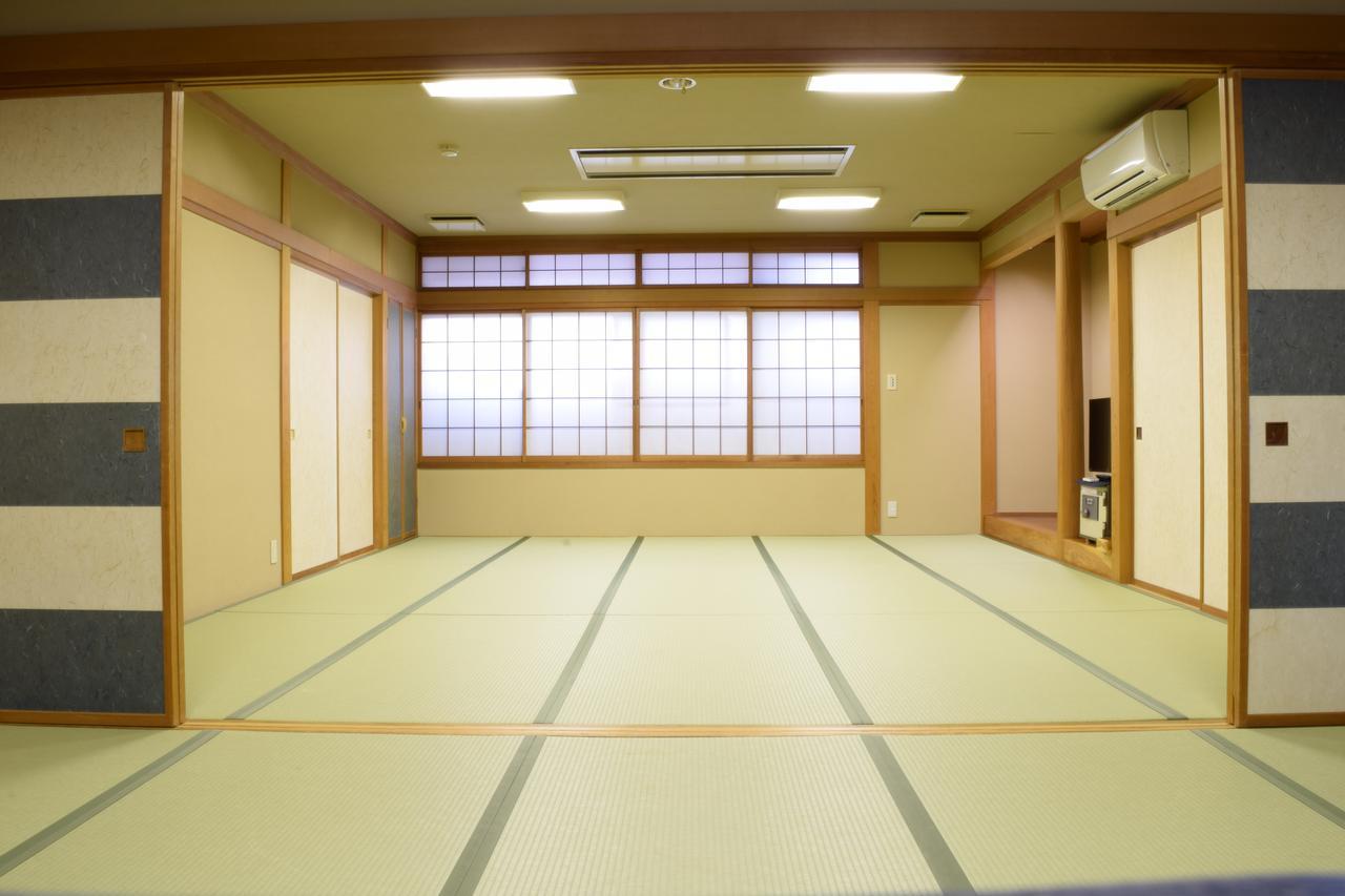 Takasaki Kannonyama Onsen Kinzanso Hotel Eksteriør billede