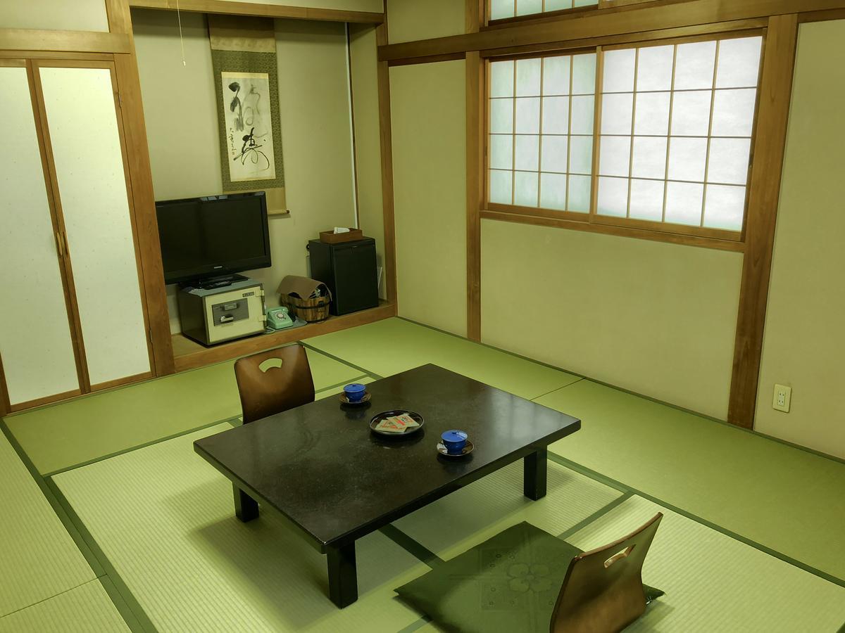 Takasaki Kannonyama Onsen Kinzanso Hotel Eksteriør billede